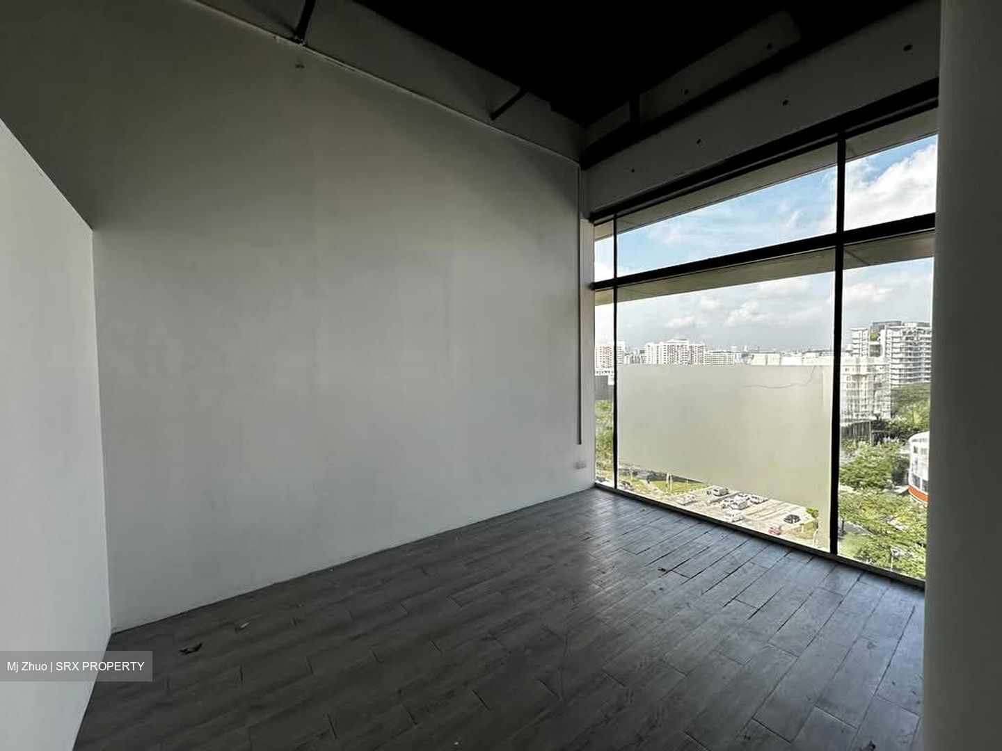 Breadtalk (D19), Warehouse #554077431